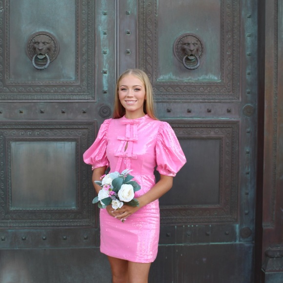 Pink Bow dress - Picture 4 of 4